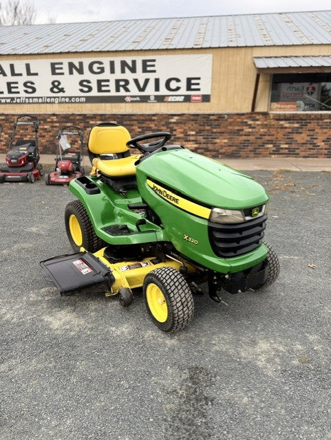 John Deere X320 48"